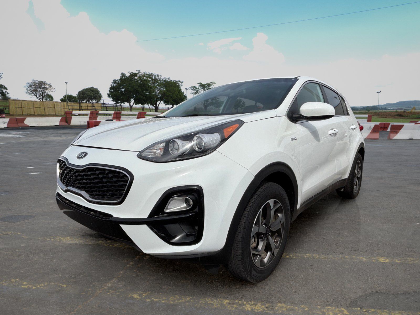 Used 2020 Kia Sportage LX AWD/4WD image 5