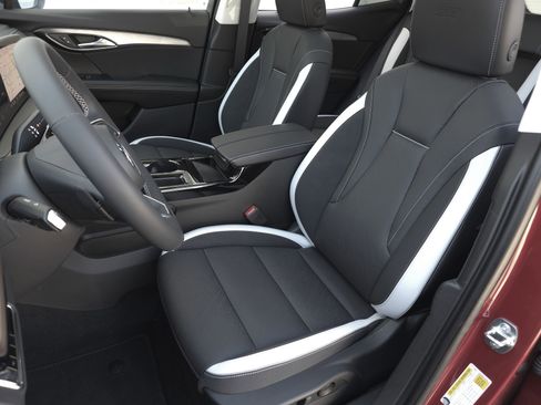 New 2025 Buick Envision Sport Touring image 9