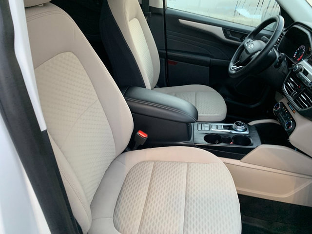Certified 2022 Ford Escape SE w/ Convenience Package AWD/4WD image 10