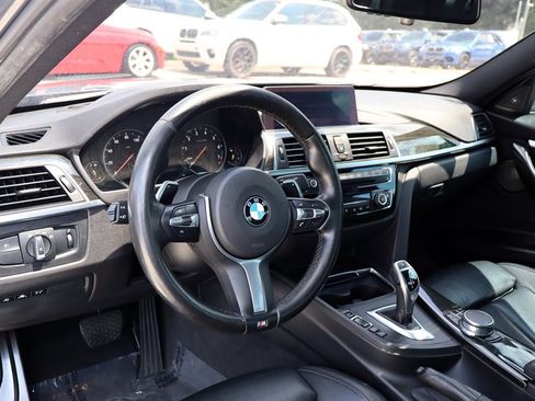 Used 2018 BMW 340i Sedan RWD image 17