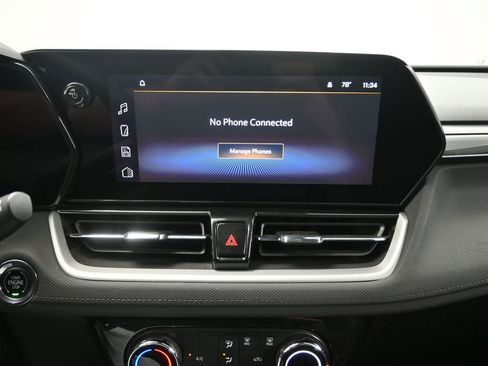 Used 2024 Chevrolet TrailBlazer LT image 7