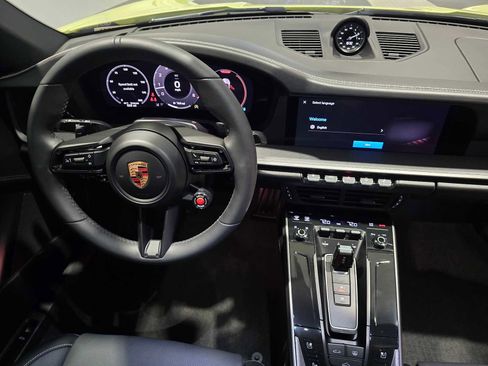 Used 2025 Porsche 911 Carrera image 12