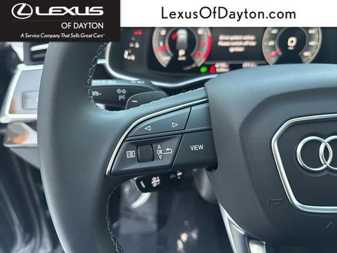 Used 2025 Audi Q7 3.0T Premium Plus image 22