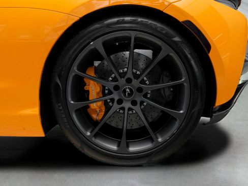 Used 2026 McLaren Artura Spider RWD image 14