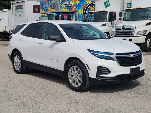 Used 2023 Chevrolet Equinox LS FWD image 1