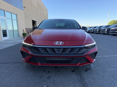 Used 2025 Hyundai Elantra Sport FWD image 23