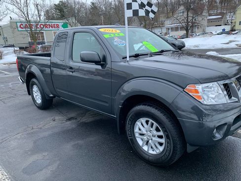 Used 2014 Nissan Frontier SV w/ SV Value Truck Package image 17