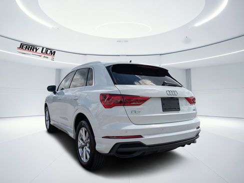 Used 2024 Audi Q3 2.0T Premium Plus w/ Premium Plus Package image 6