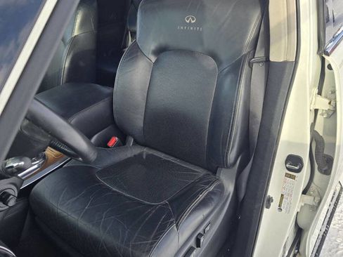 Used 2014 INFINITI QX80 4WD w/ Theater Package image 10