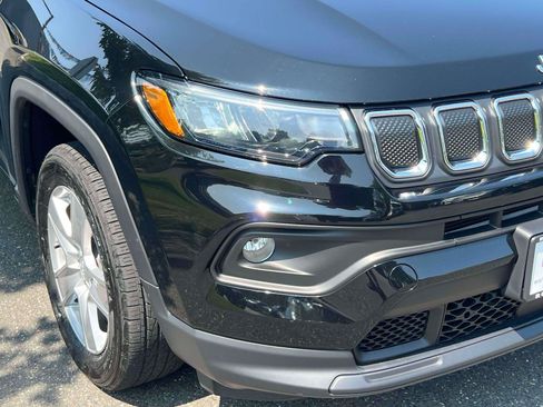 Used 2022 Jeep Compass Latitude AWD/4WD image 7