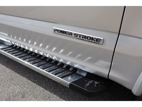 Used 2018 Ford F150 Lariat image 48