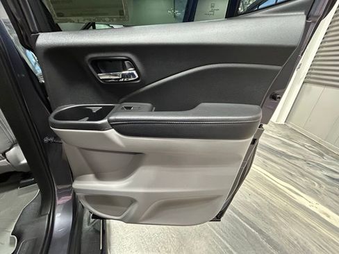 Used 2017 Honda Ridgeline RTL-E image 41