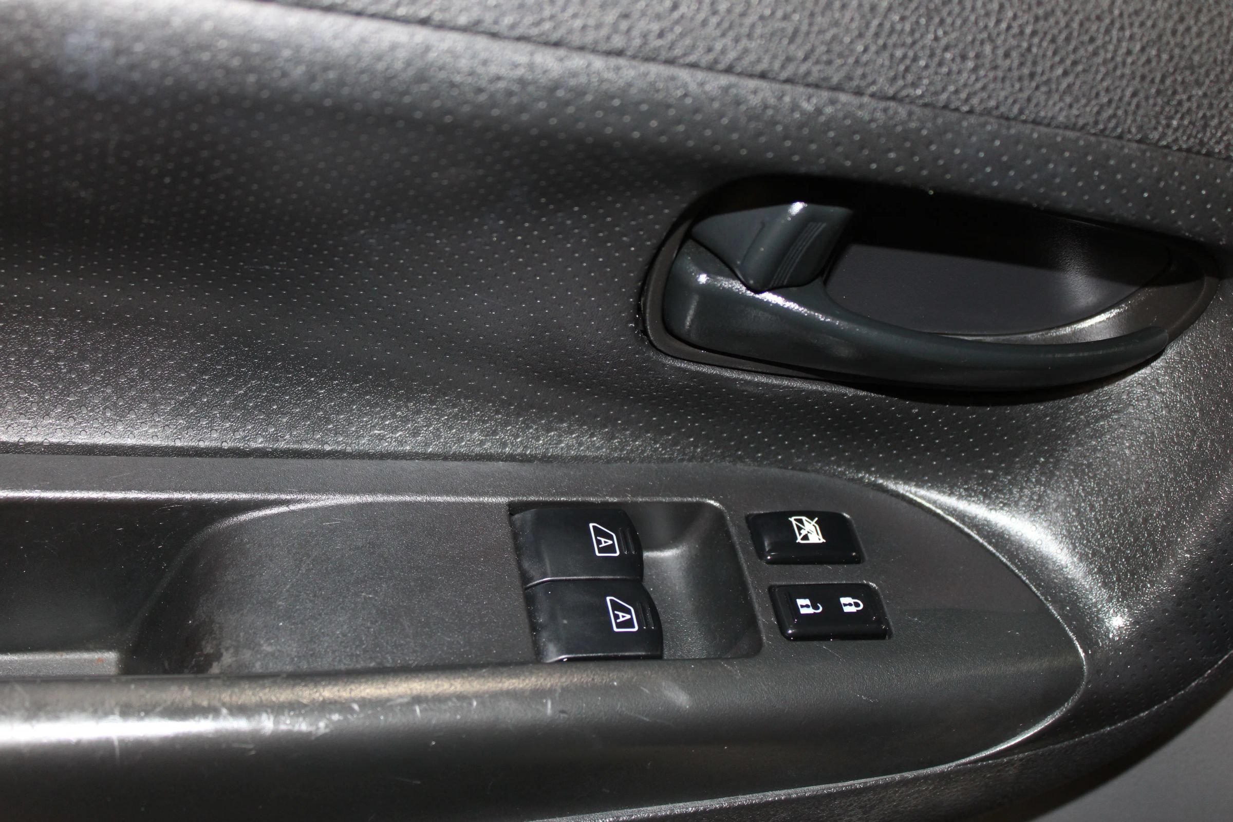 Used 2018 Nissan NV200 SV FWD image 10