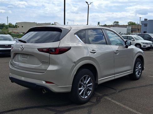 Used 2024 MAZDA CX-5 AWD 2.5 S w/ Select Package image 6