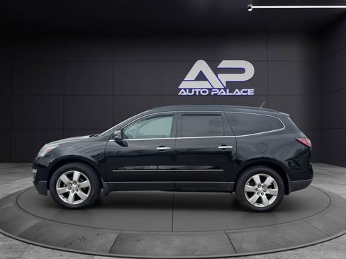 Used 2017 Chevrolet Traverse Premier image 7