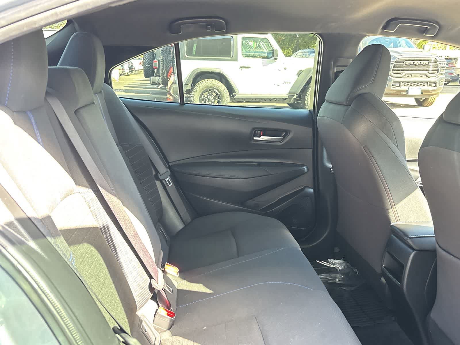 Used 2020 Toyota Corolla SE w/ Carpet Mat Package (TMS) FWD image 7