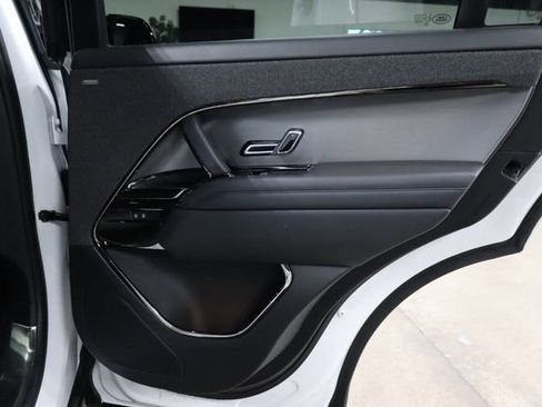Used 2024 Land Rover Range Rover Sport Dynamic SE AWD/4WD image 19