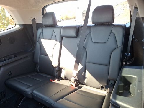 Used 2021 Kia Telluride SX w/ SX Prestige Package image 10