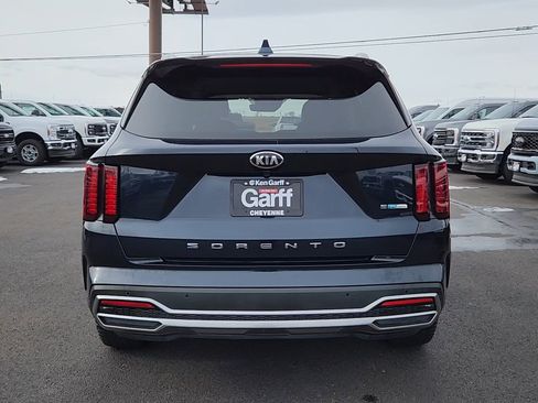 Used 2021 Kia Sorento S image 20