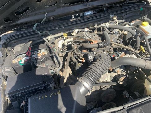 Used 2009 Jeep Wrangler Unlimited X image 8