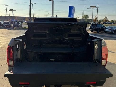 New 2026 Honda Ridgeline Black Edition image 14