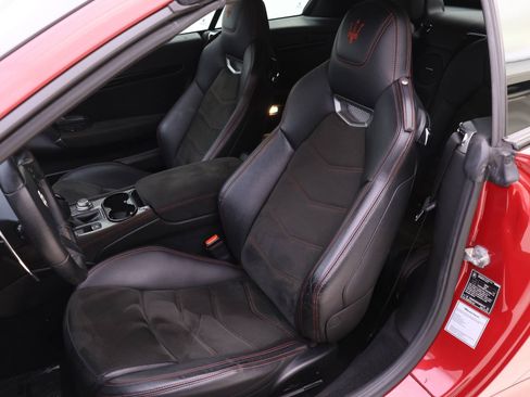 Used 2018 Maserati GranTurismo Sport image 7