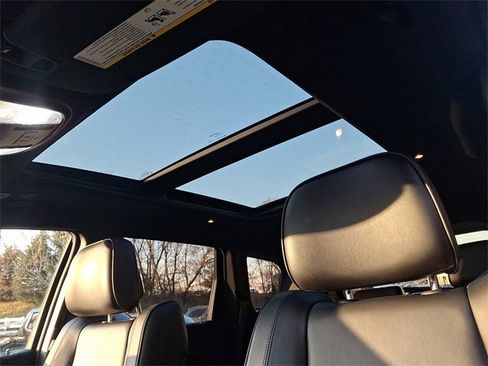 Used 2020 Jeep Grand Cherokee High Altitude image 14