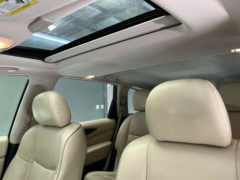 Used 2020 INFINITI QX60 Luxe w/ Essential Package FWD image 18