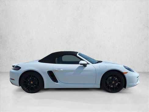 Used 2025 Porsche 718 Boxster RWD image 4