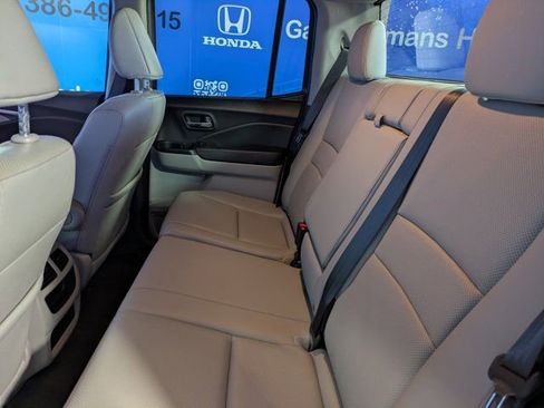 Used 2017 Honda Ridgeline RTL-T image 16