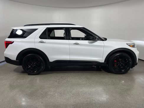 Used 2020 Ford Explorer ST w/ ST Street Pack AWD/4WD image 2