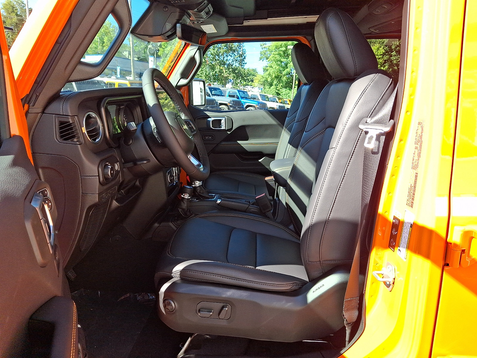 New 2027 Jeep Wrangler Unlimited Sahara AWD/4WD image 9