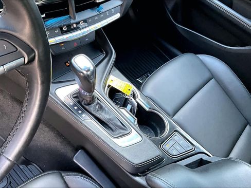 Used 2023 Cadillac CT4 Luxury w/ Sun And Sound Package RWD image 17