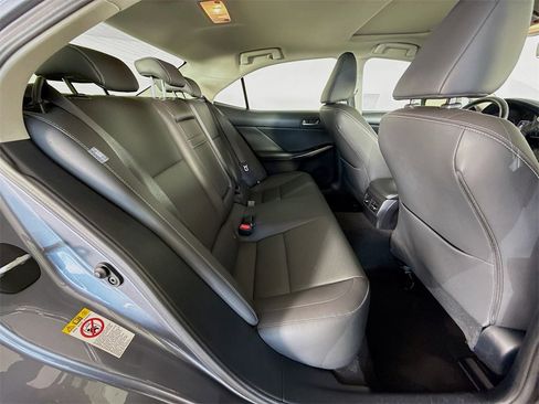 Used 2018 Lexus IS 300 image 26