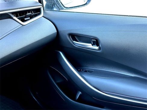 Used 2024 Toyota Corolla SE image 25