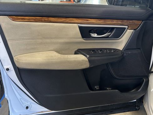 Certified 2019 Honda CR-V EX image 10