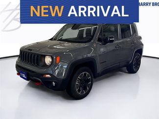 Used 2023 Jeep Renegade Trailhawk w/ Sun/Sound Group AWD/4WD video 1