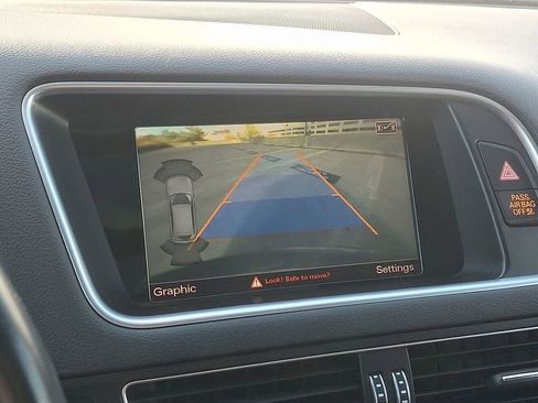 Used 2017 Audi Q5 2.0T Premium image 21