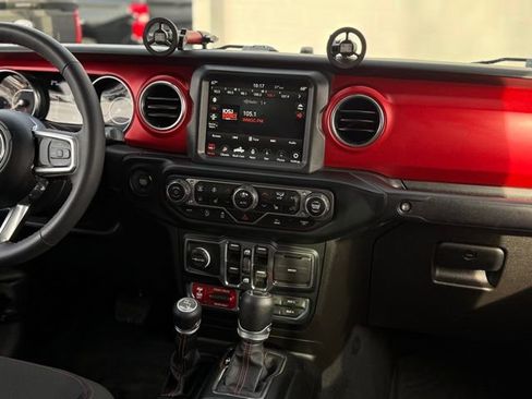 Used 2023 Jeep Gladiator Rubicon w/ Cold Weather Group image 25