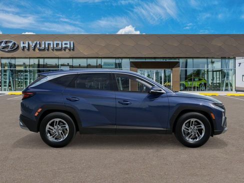New 2026 Hyundai Tucson SE AWD/4WD image 7
