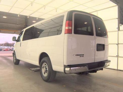 Used 2015 Chevrolet Express 3500 LT w/ LT Preferred Equipment Group image 8