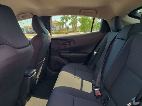 New 2025 Toyota Prius SE image 13