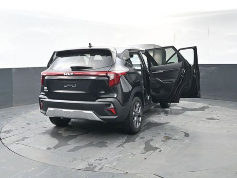 Used 2024 Kia Seltos LX image 33