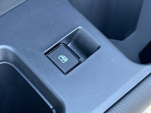 New 2026 Nissan Pathfinder SL AWD/4WD image 31