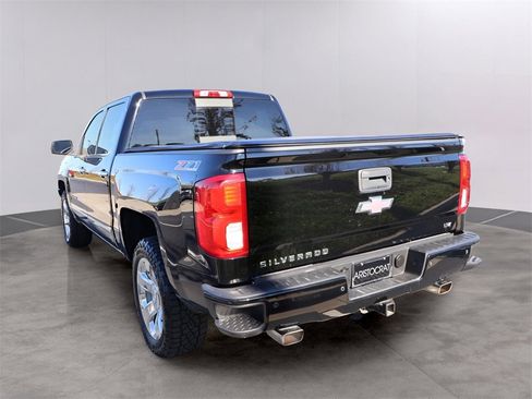 Used 2017 Chevrolet Silverado 1500 LTZ Z71 w/ LTZ Plus Package image 7