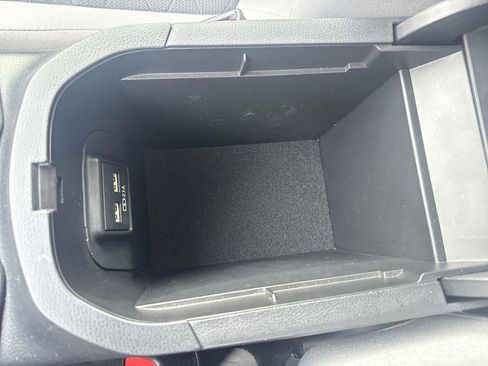 Used 2021 Toyota RAV4 XLE image 20