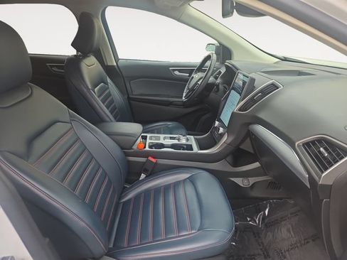 Used 2022 Ford Edge SEL w/ Sport Appearance Package AWD/4WD image 15