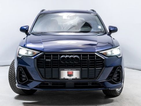 Used 2022 Audi Q3 2.0T Premium w/ Black Optic Sport Package image 10