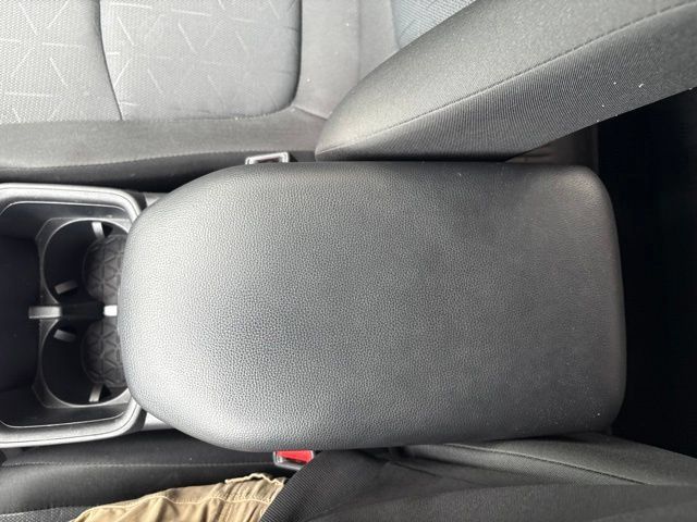 Used 2025 Toyota RAV4 XLE w/ Convenience Package AWD/4WD image 20