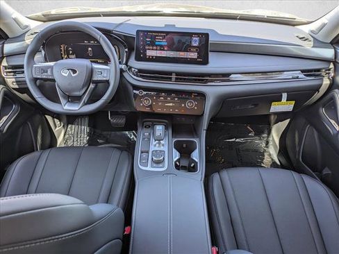 New 2026 INFINITI QX60 Luxe image 15